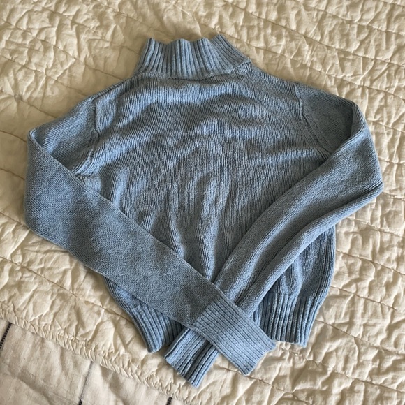 Wilfred Tops - Wilfred x Aritzia blue crop soft sweater crop XXS